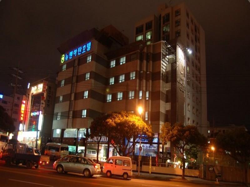 Manhattan Hotel Jeju Exterior foto